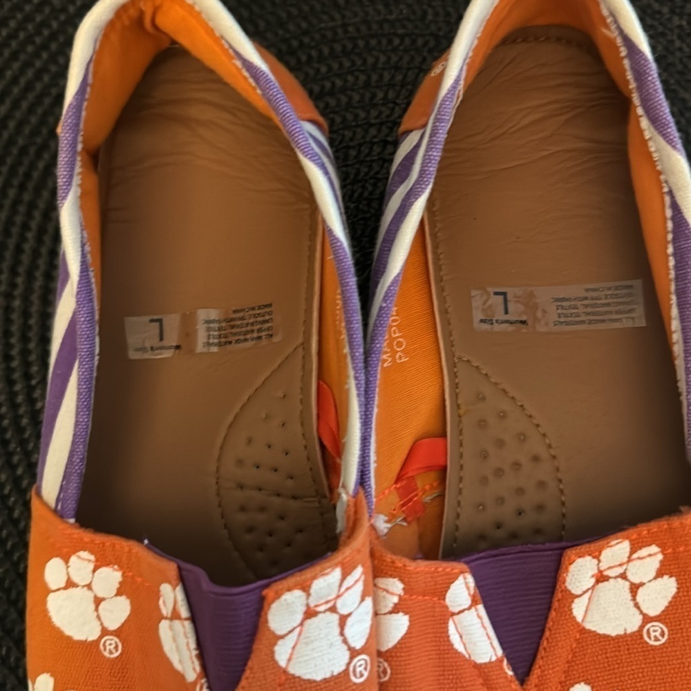 Clemson Tigers Logo Print Canvas Slip On Shoes - Picture 5 of 6
